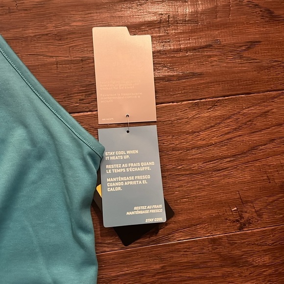 NIKE Women’s Training Dri Fit Sleeveless Shirt Size S - Picture 3 of 4